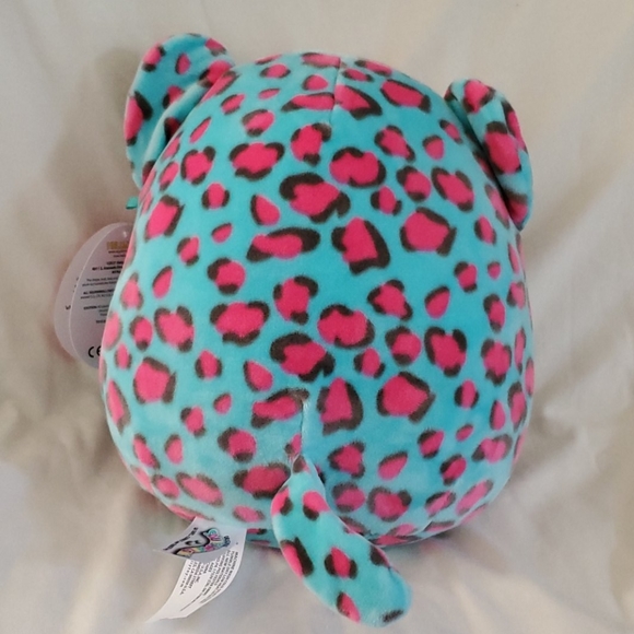 Squishmallow 8” Valentines Leopard Chelsea Plush - Picture 3 of 4